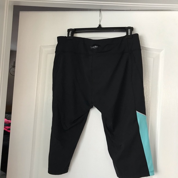 Calvin Klein Pants & Jumpsuits Capri Length Workout Pants Poshmark
